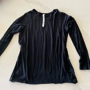 Lululemon long sleeve t